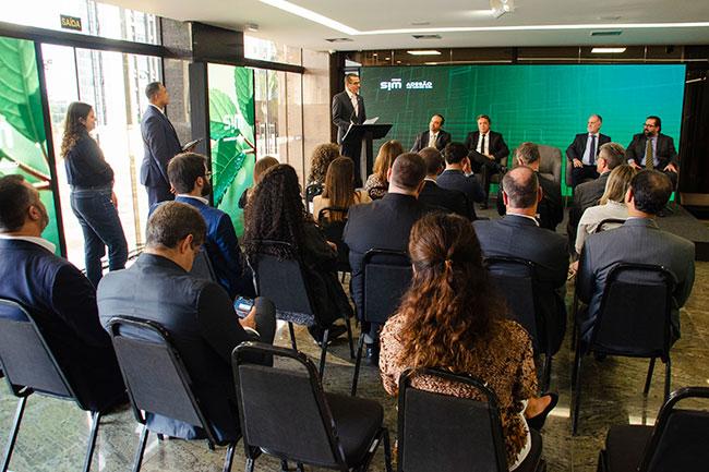 MPMG firma parceria com a Cemig para adotar energia solar em Minas Gerais