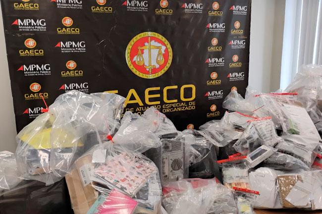 Polícia e MPMG combatem cartel de placas na Zona da Mata de Minas Gerais