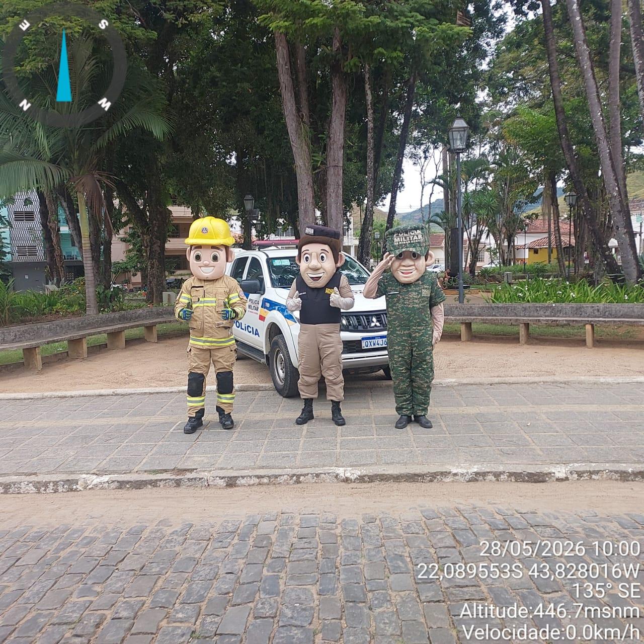 Polícia Militar realiza blitz educativa do Maio Amarelo em Rio Preto