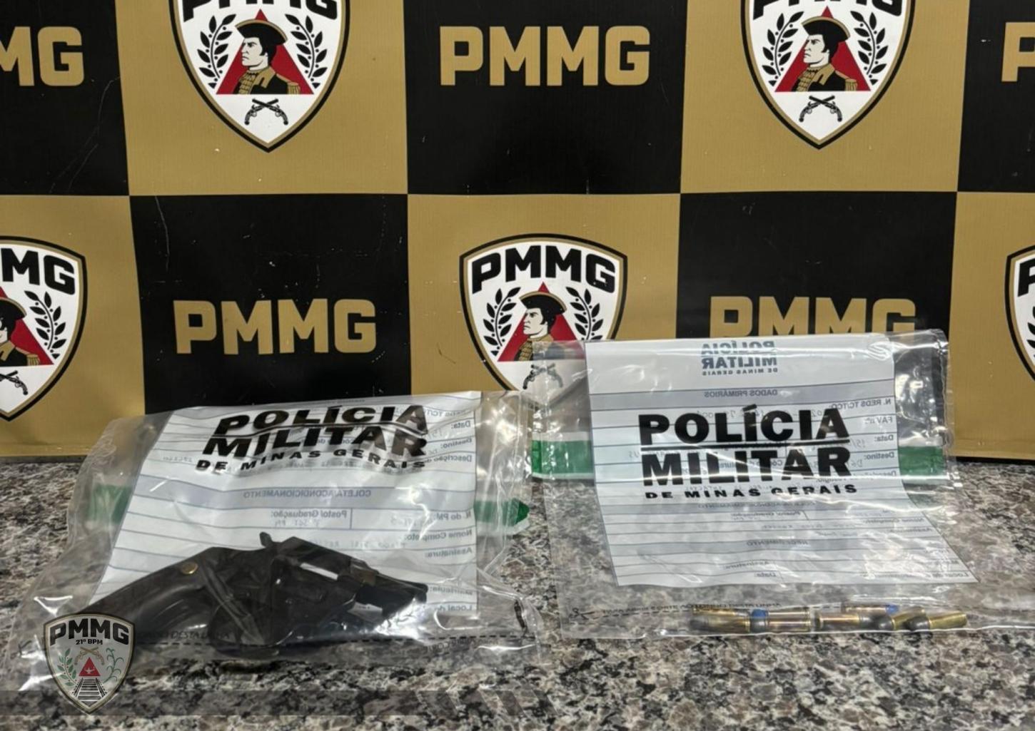 Polícia Militar realiza prisões e apreende arma na região de Juiz de Fora e Zona da Mata