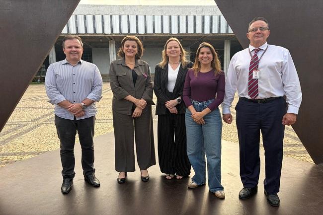 Procon lança campanha em Minas Gerais contra aumento de preço em produtos femininos