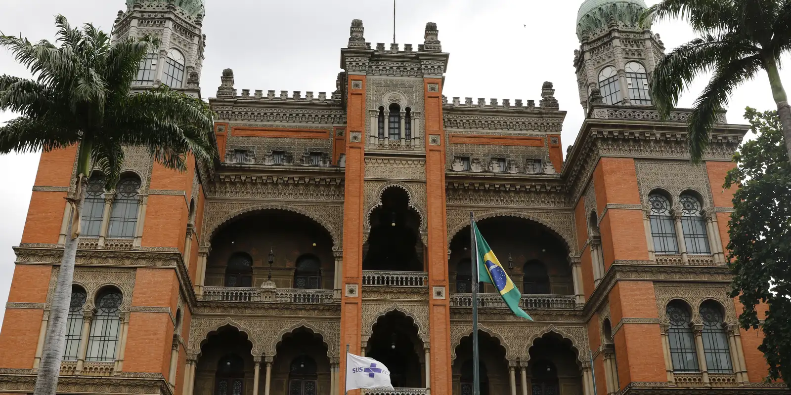 Fiocruz investiga caso de malária no Rio e não descarta ebola em viajante de Uganda