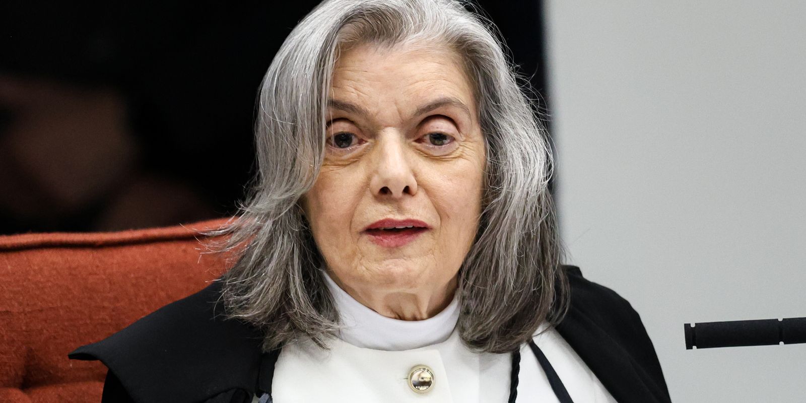 Cármen Lúcia defende que o Judiciário priorize a credibilidade sobre a popularidade
