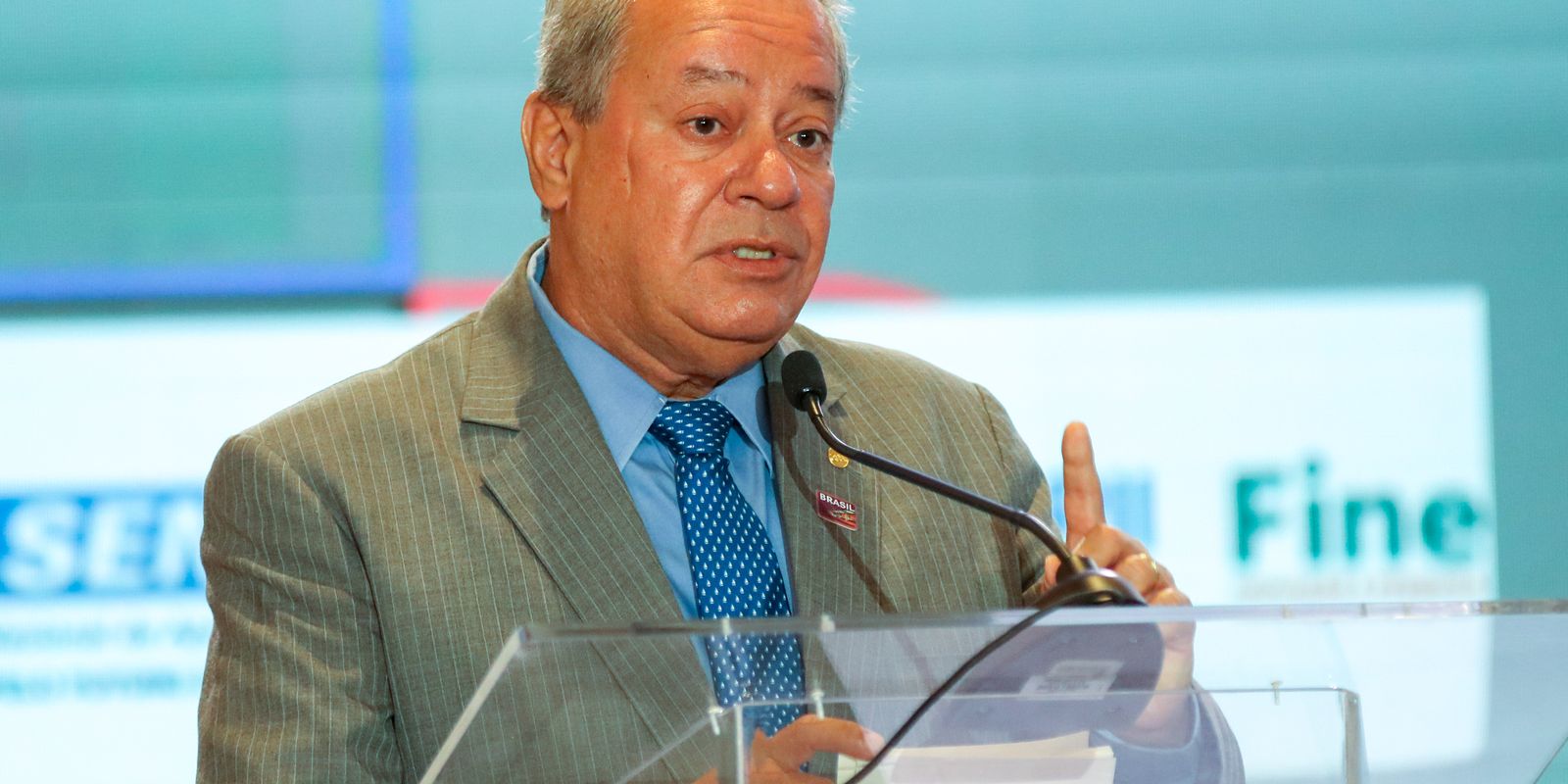 CNI alerta para risco de tarifas americanas às exportações brasileiras