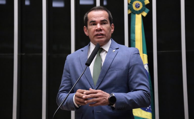 Comissão da Câmara aprova criação de 91 cargos na Defensoria Pública da União