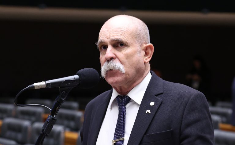 Câmara dos Deputados aprova campanha educativa sobre desaparecimento de crianças
