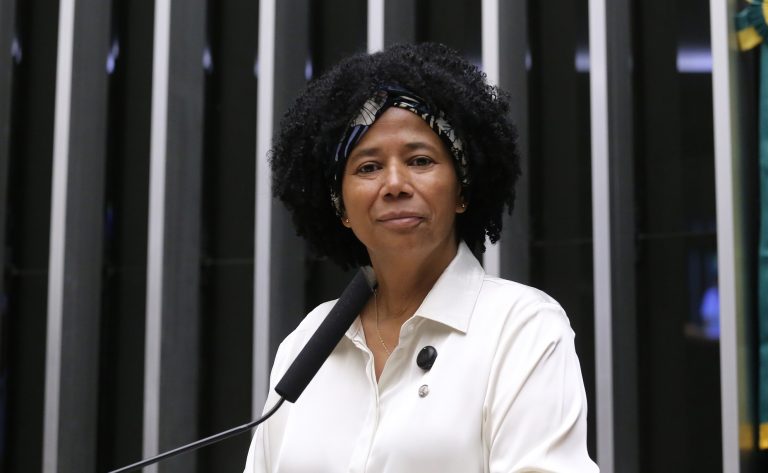 Câmara aprova prioridade de acesso em instituições de longa permanência para pessoa idosa vulnerável