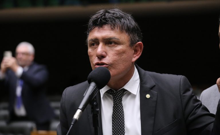 Comissão da Câmara aprova Termo de Responsabilidade Técnica para técnicos industriais em registro de imóvel