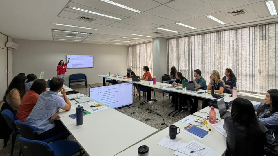 Crea-MG adota Linguagem Simples em editais públicos para desburocratizar processos em Minas Gerais