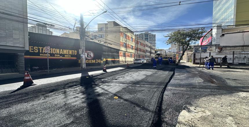 Empav avança com obras de recapeamento e abre novas frentes de trabalho em Juiz de Fora