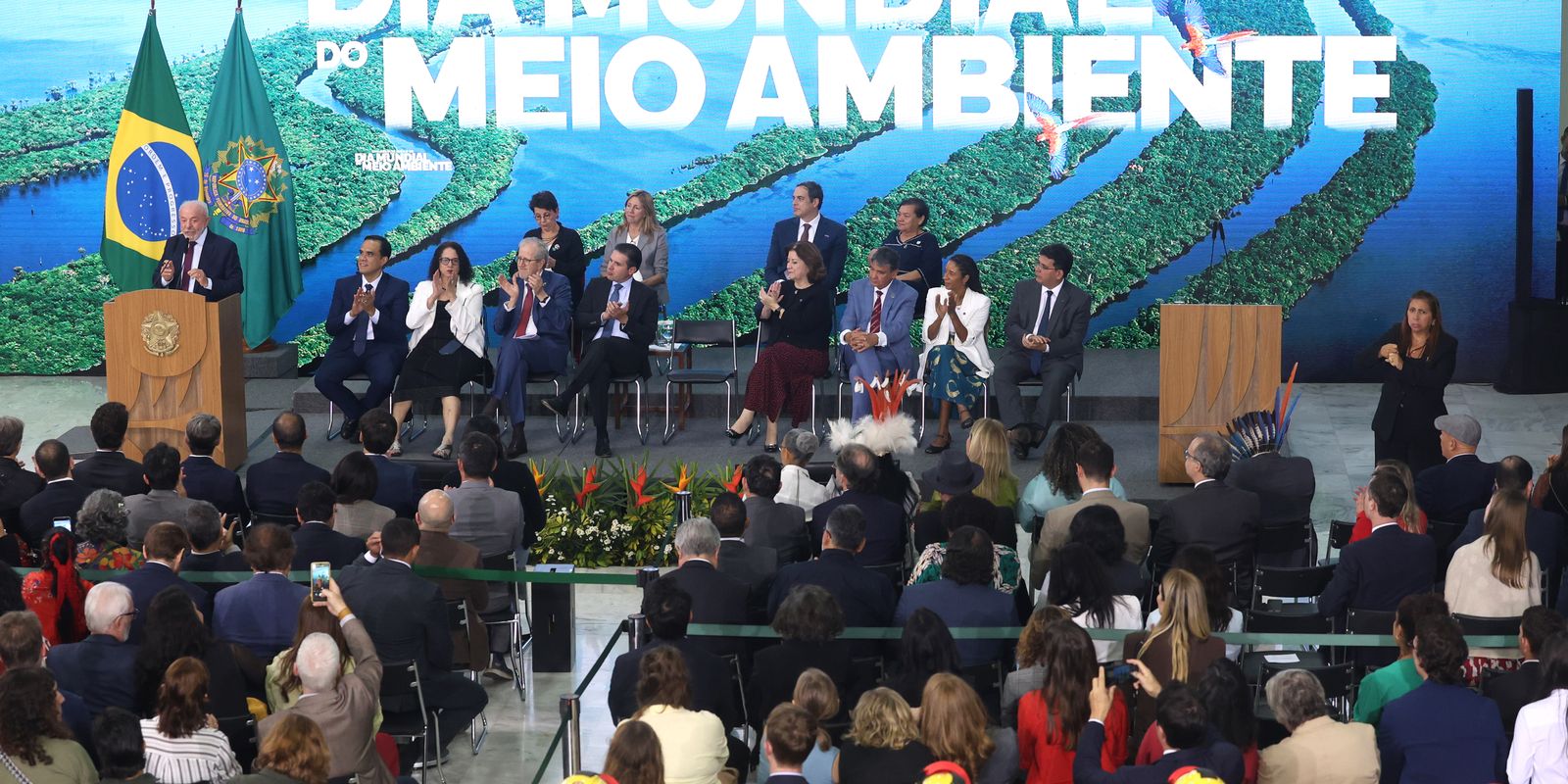 Governo federal amplia áreas de proteção e lança plano de recuperação florestal