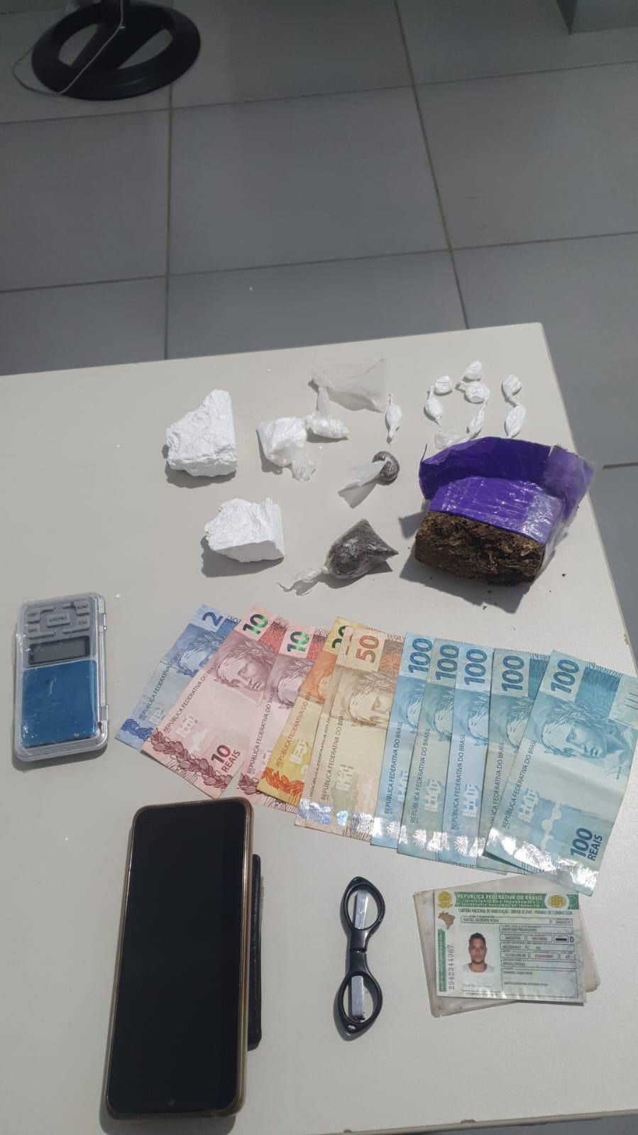 Homem é preso com maconha, cocaína e pasta base durante operação na MGC-482