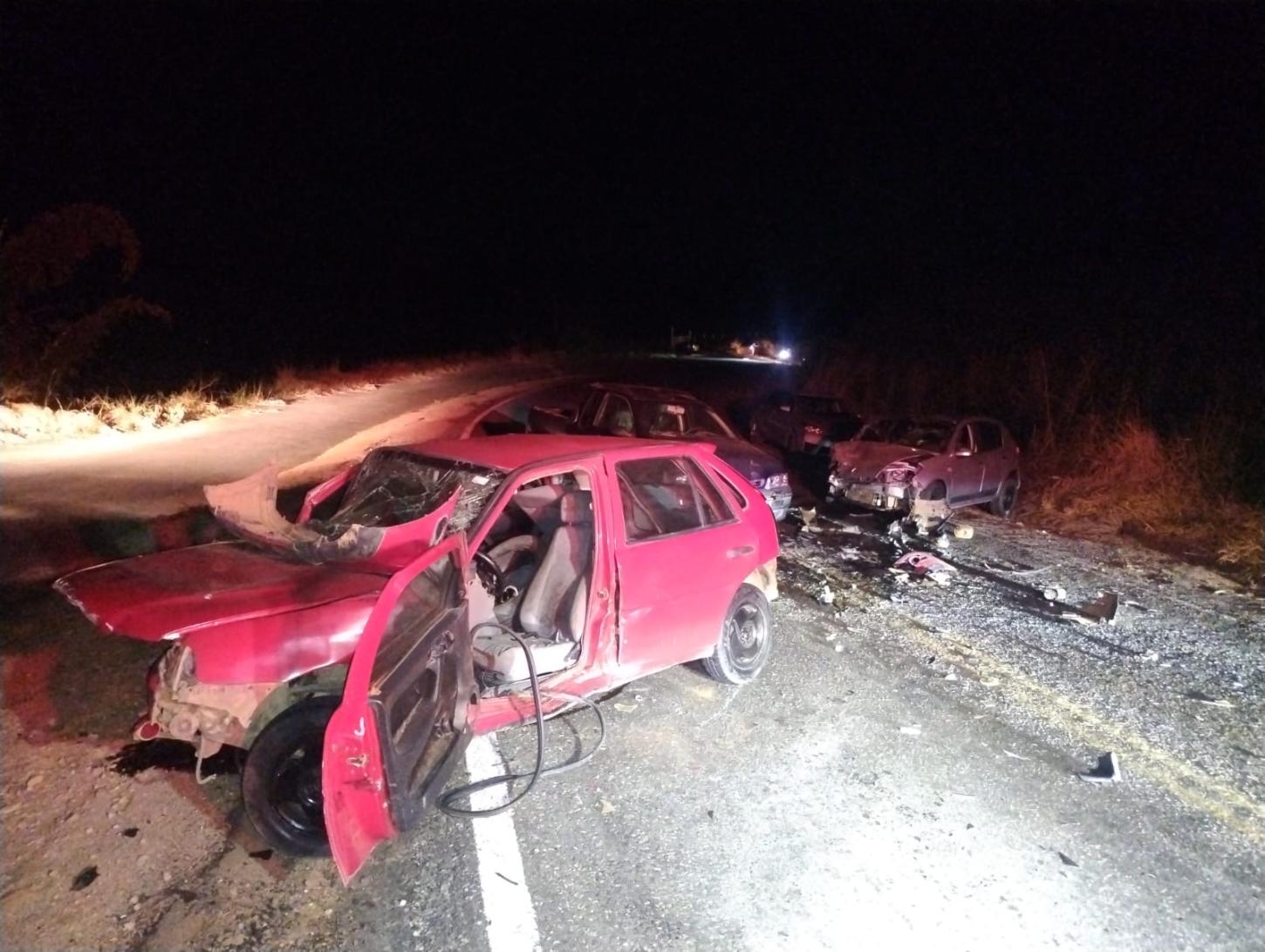 Homem morre após colisão frontal na MG-126 em Bicas