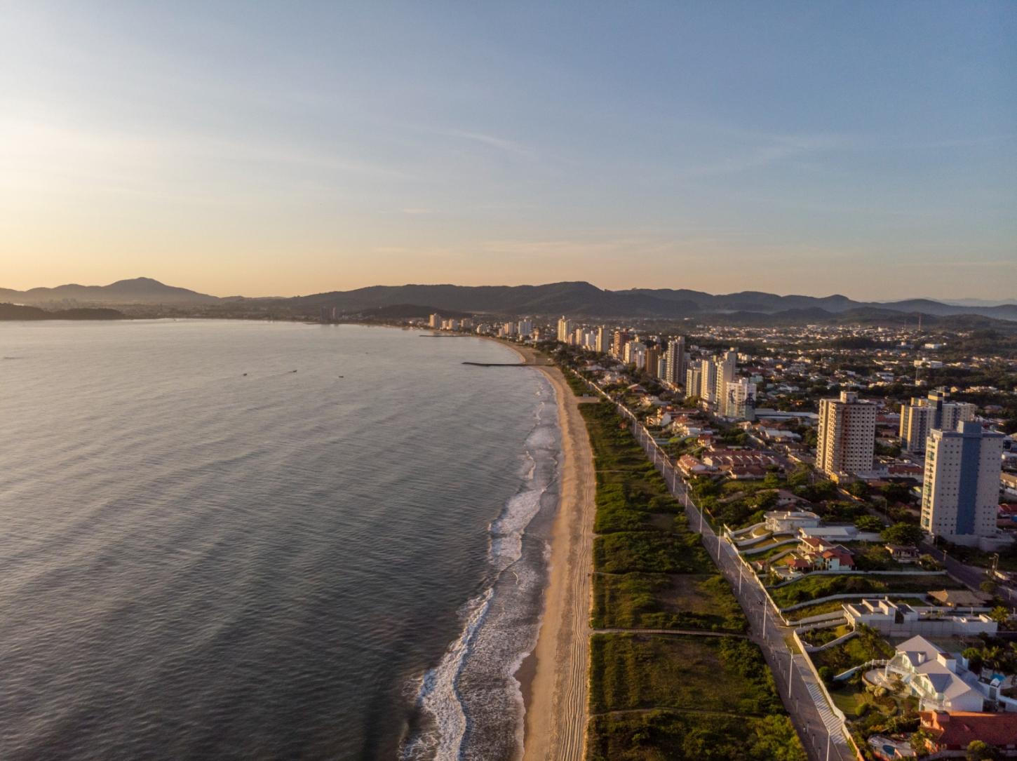 Penha (SC) é a 3ª cidade fora das capitais mais atrativa para imóveis de alto padrão no Brasil