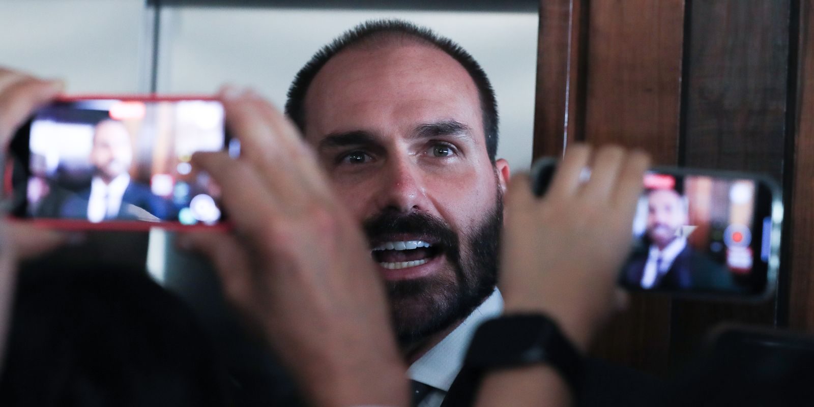 PGR defende condenação de Eduardo Bolsonaro por coação em caso do tarifaço