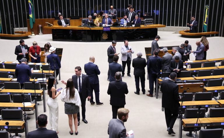 Câmara dos Deputados analisa acordo de cooperação espacial entre Brasil e Venezuela
