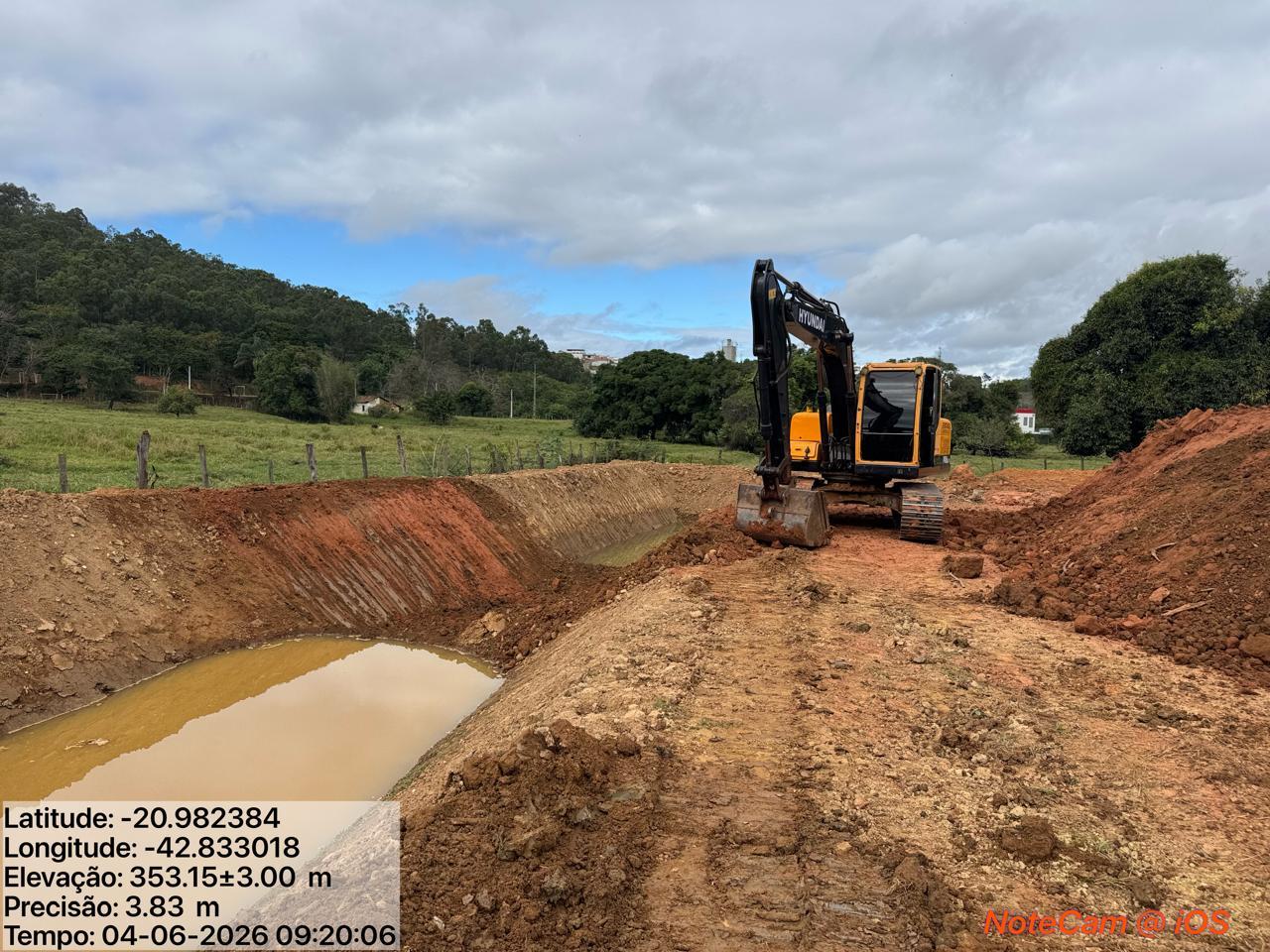 Polícia flagra construção irregular em área de preservação e aplica multa em Visconde do Rio Branco