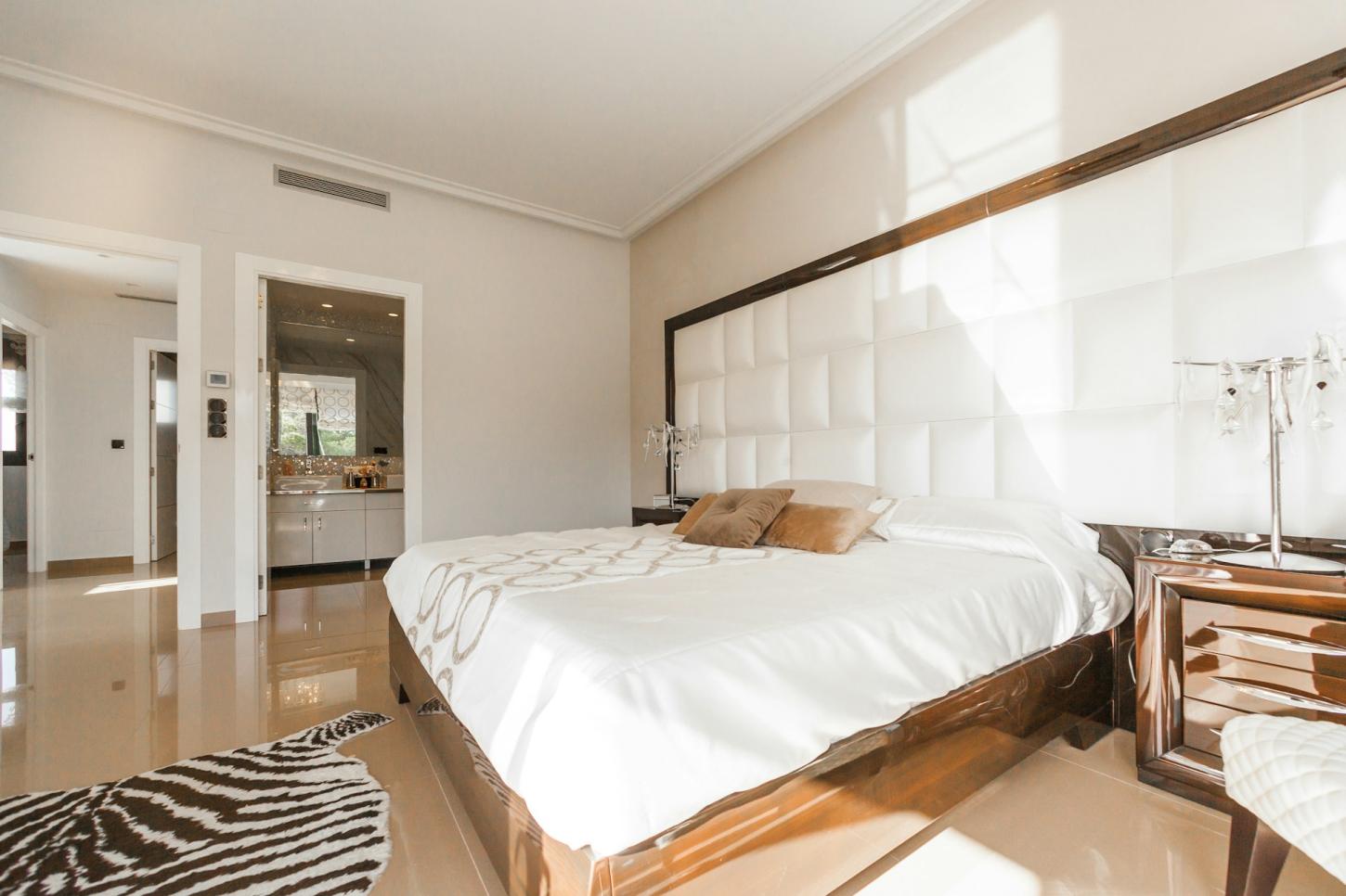 Tour Virtual: Os Detalhes de um Apartamento de Luxo de 185m²