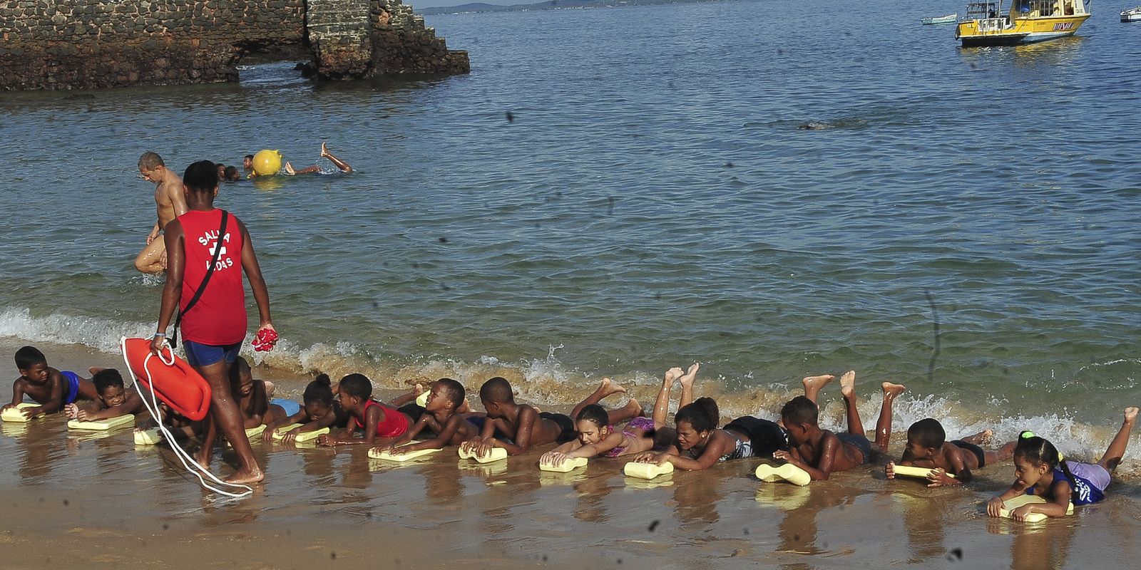 Afogamentos: campanha alerta para a prevenção de mortes de crianças no Brasil