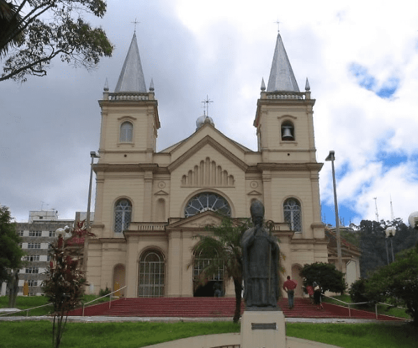 Arquidiocese de Juiz de Fora anuncia mudanças no Clero da região