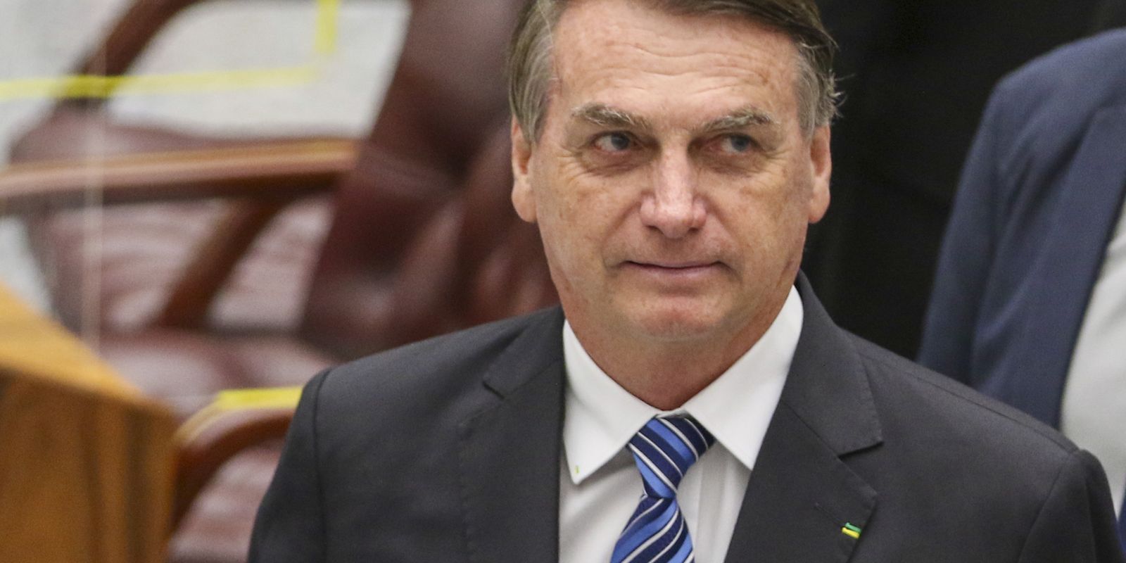 Exército entrega armas de Bolsonaro à Polícia Federal por ordem de Moraes, mas duas estão ausentes