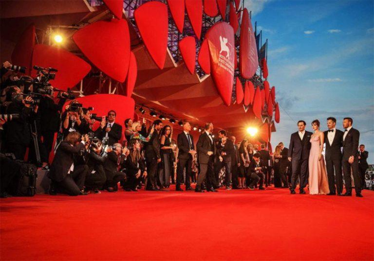 Festival de Veneza: Como usar o glamour do Red Carpet para acelerar o aprendizado de inglês