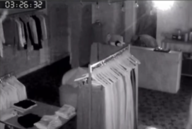 Loja de roupas é arrombada na madrugada desta terça-feira no Morro da Glória