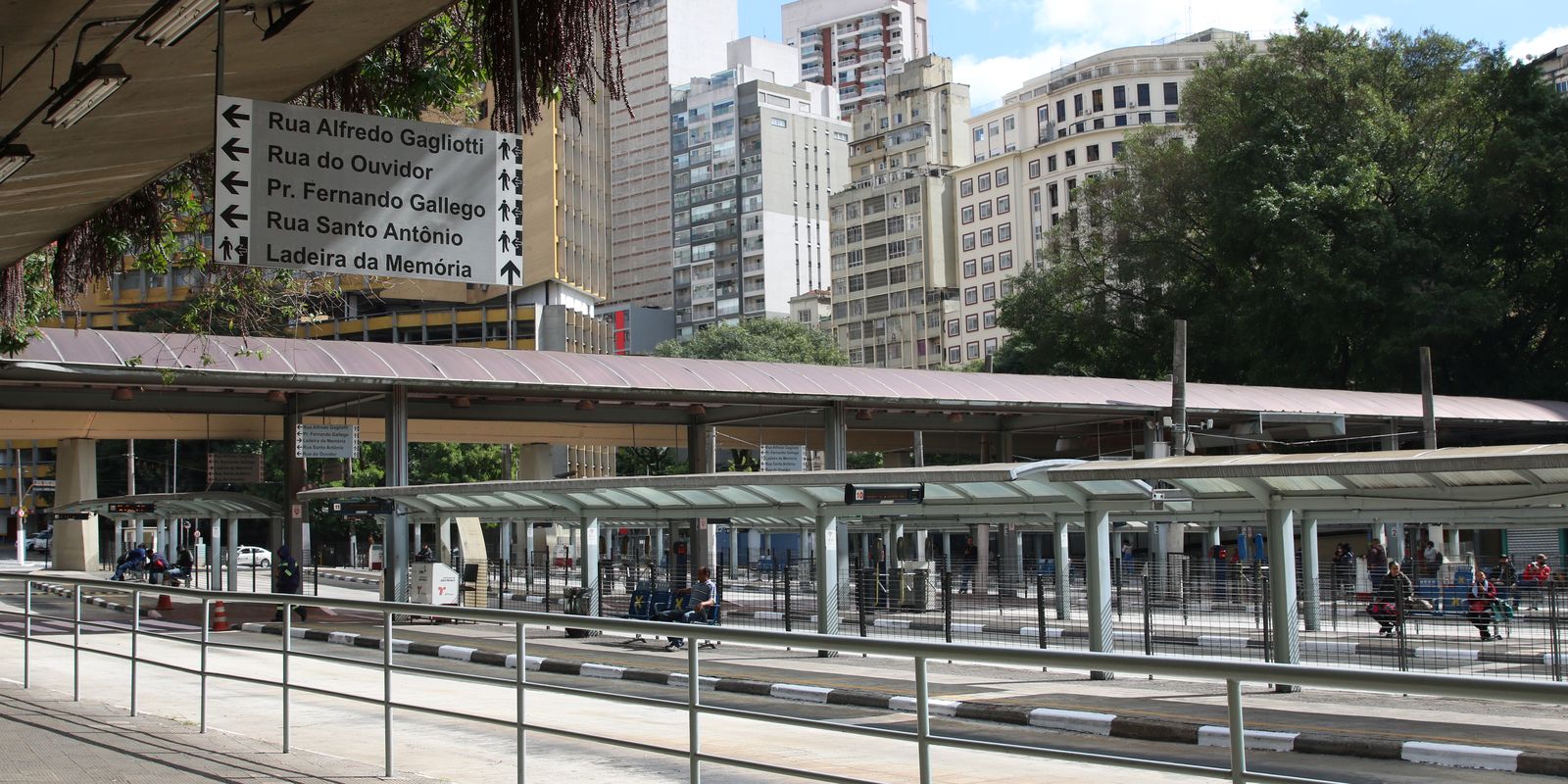 Rodoviários do Rio e empresas de ônibus seguem sem acordo sobre reajuste salarial