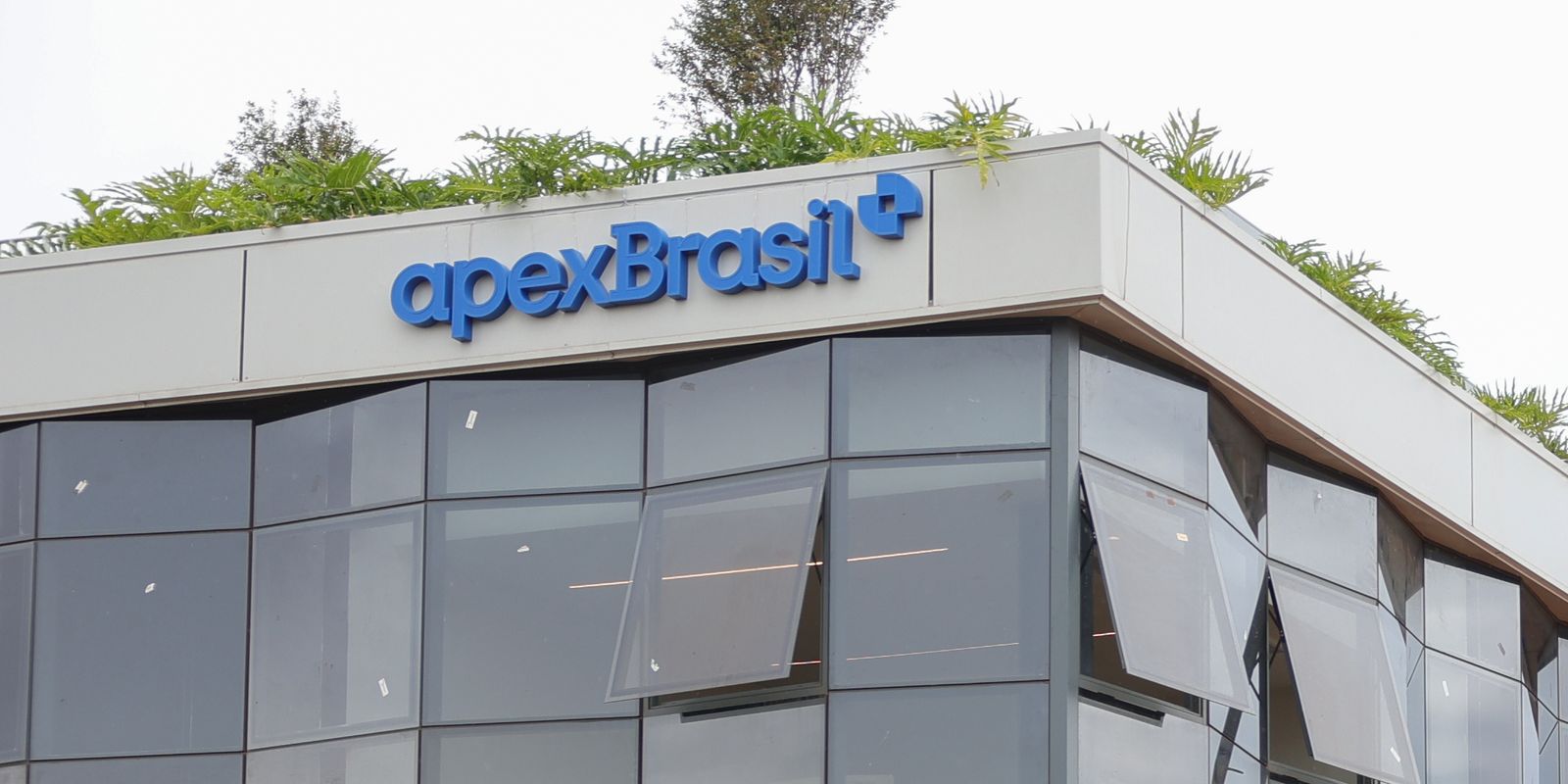Novo tarifaço dos Estados Unidos atinge 52% das exportações de São Paulo e Santa Catarina