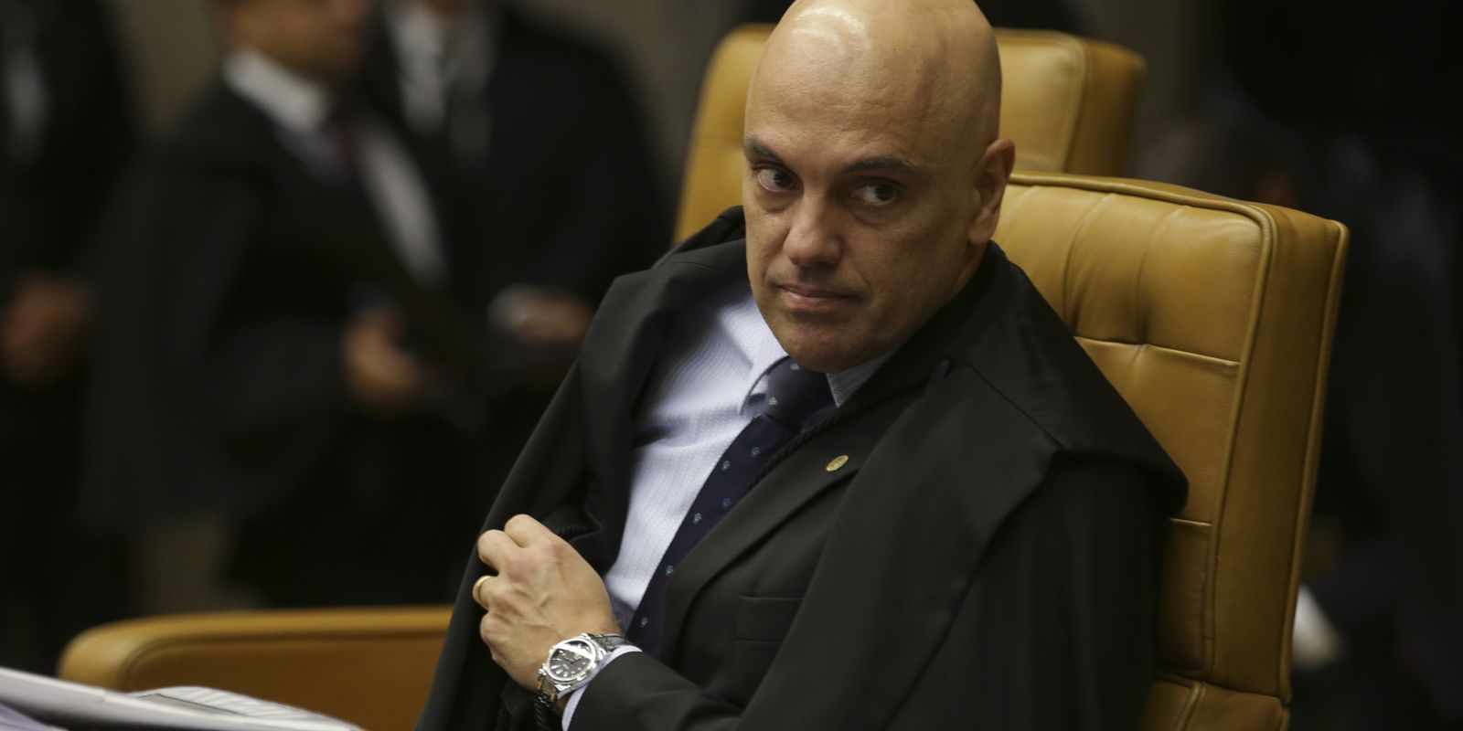 STF exige explicações sobre pagamentos a magistrados acima do teto