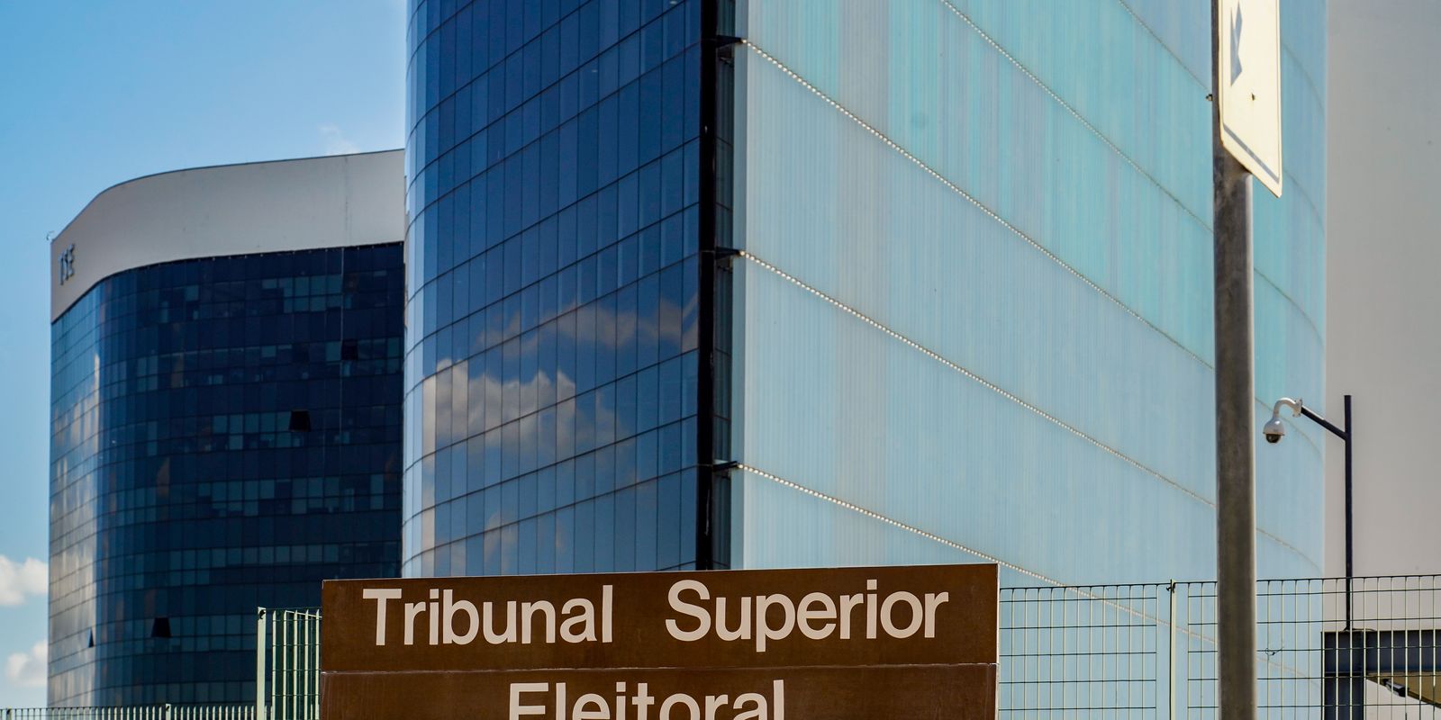 TSE confirma limite de gastos de campanha de R$ 133 milhões para a presidência