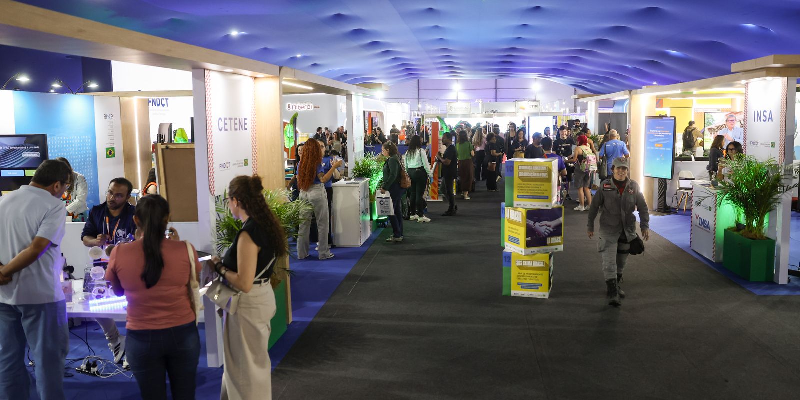 UFF sedia maior feira científica da América Latina durante evento da SBPC