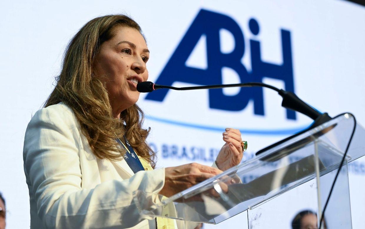 37º Encatho & Exprotel 2026 inicia em clima de otimismo em Florianópolis