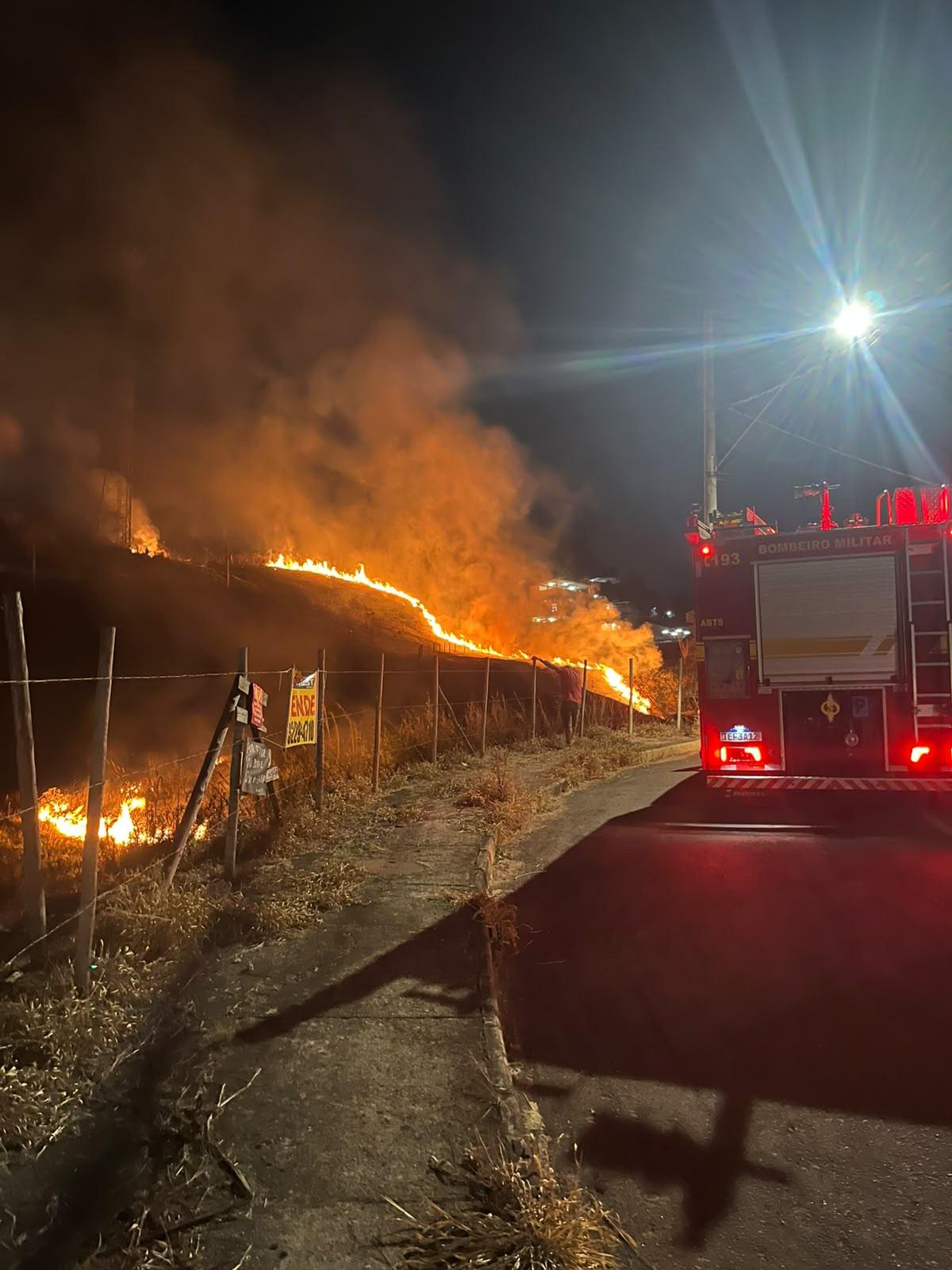 Acidentes, incêndios e resgates mobilizam equipes de socorro em Juiz de Fora e cidades de Minas Gerais