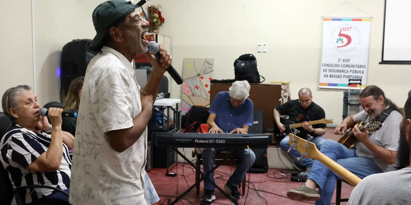 Grupo musical do Rio une arte e saúde mental no lançamento de quinto álbum
