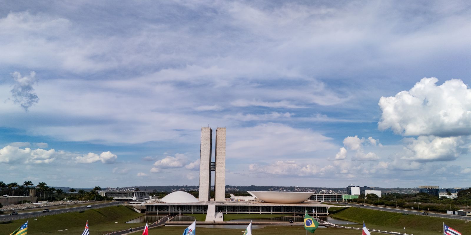 Após recesso parlamentar, Congresso retoma atividades sem votações em plenário