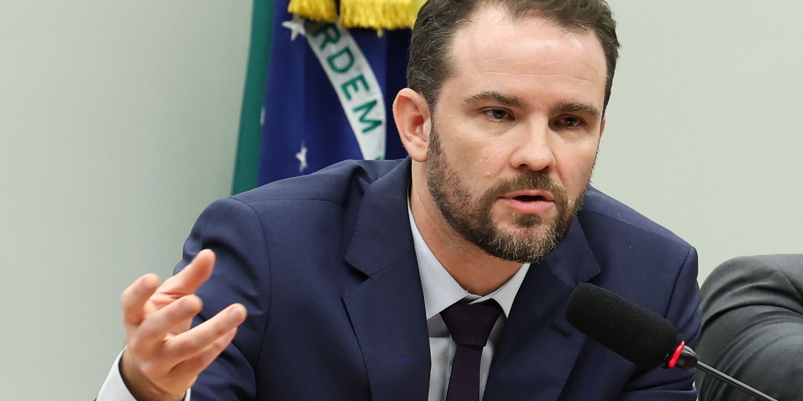 Aumento da dívida pública é impulsionado por juros altos, afirma Durigan