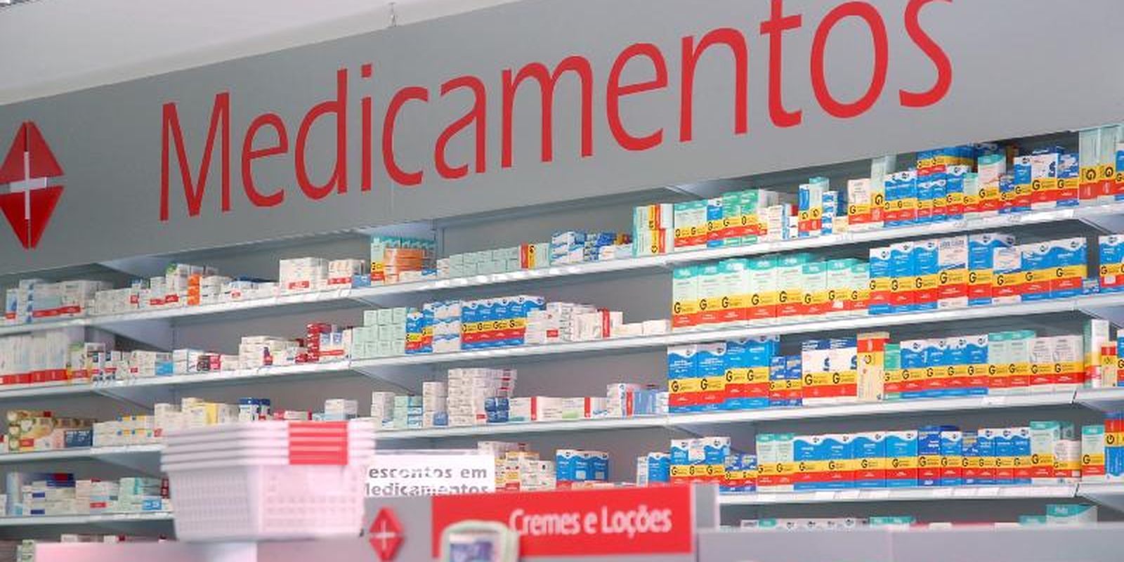 Programa Farmácia Popular pode oferecer exames de sangue e testes rápidos