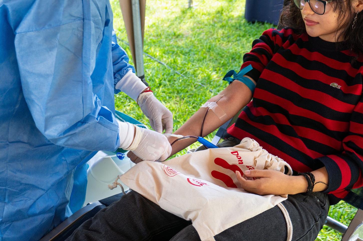 Hemocentro de Juiz de Fora convoca doadores após estoques de sangue atingirem níveis alerta