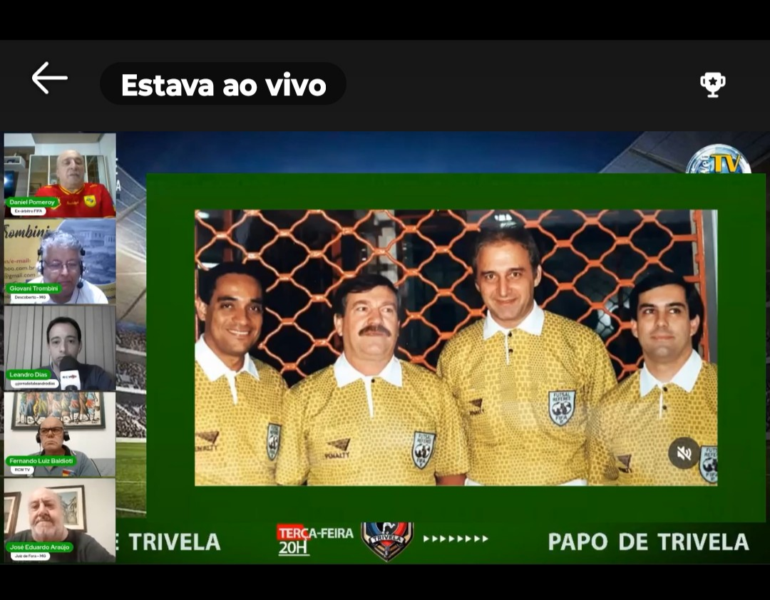 Daniel Pomeroy durante a entrevista no Papo de Trivela, relembrando momentos marcantes de sua trajetória na arbitragem esportiva. Foto: Reprodução Papo de Trivela.