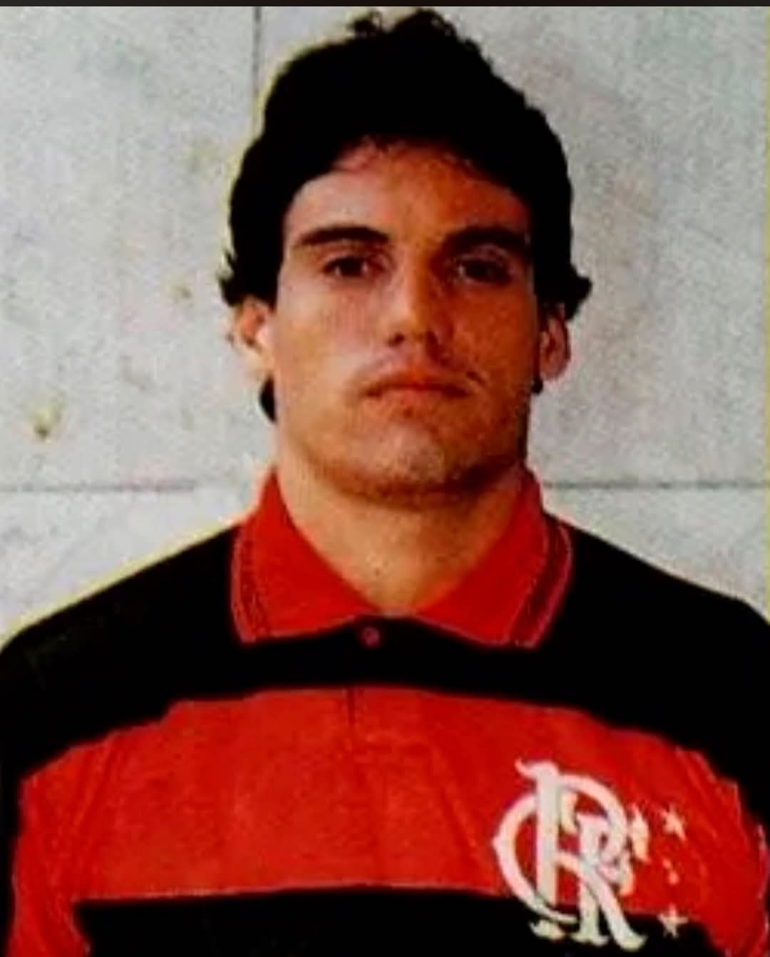 Ainda jovem, Gélson Baresi começou a construir sua trajetória profissional no Flamengo e passou a ser conhecido pelo apelido que se tornou sua marca no futebol. Foto: Divulgação.