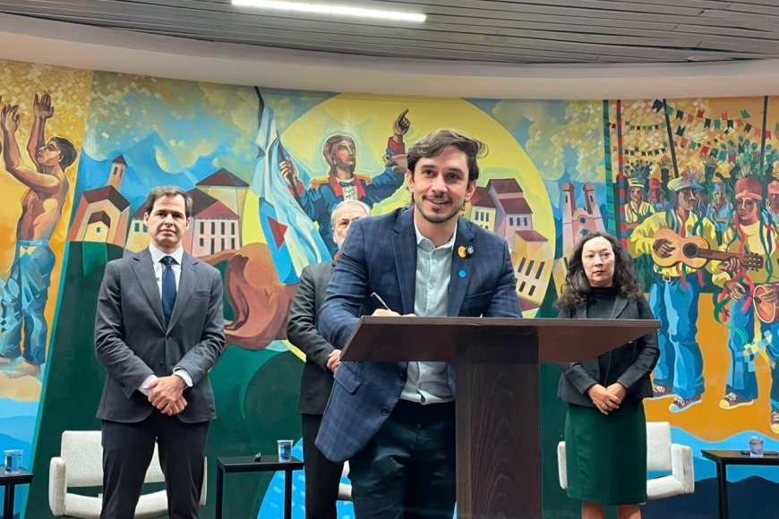 Acordo garante ampliação do saneamento básico para 273 municípios mineiros