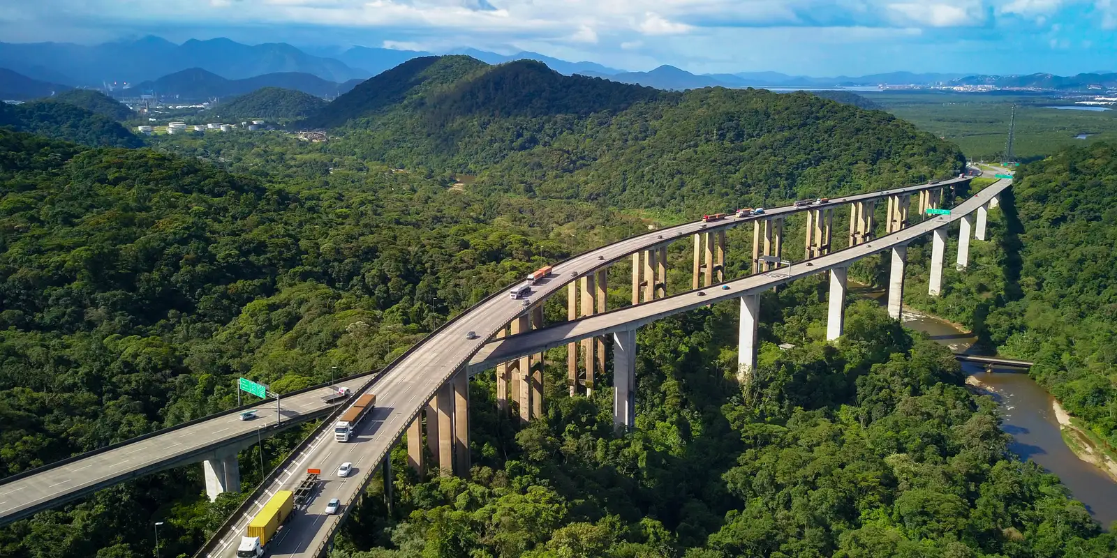 Brasil deve duplicar investimentos em infraestrutura para sanar déficit do setor