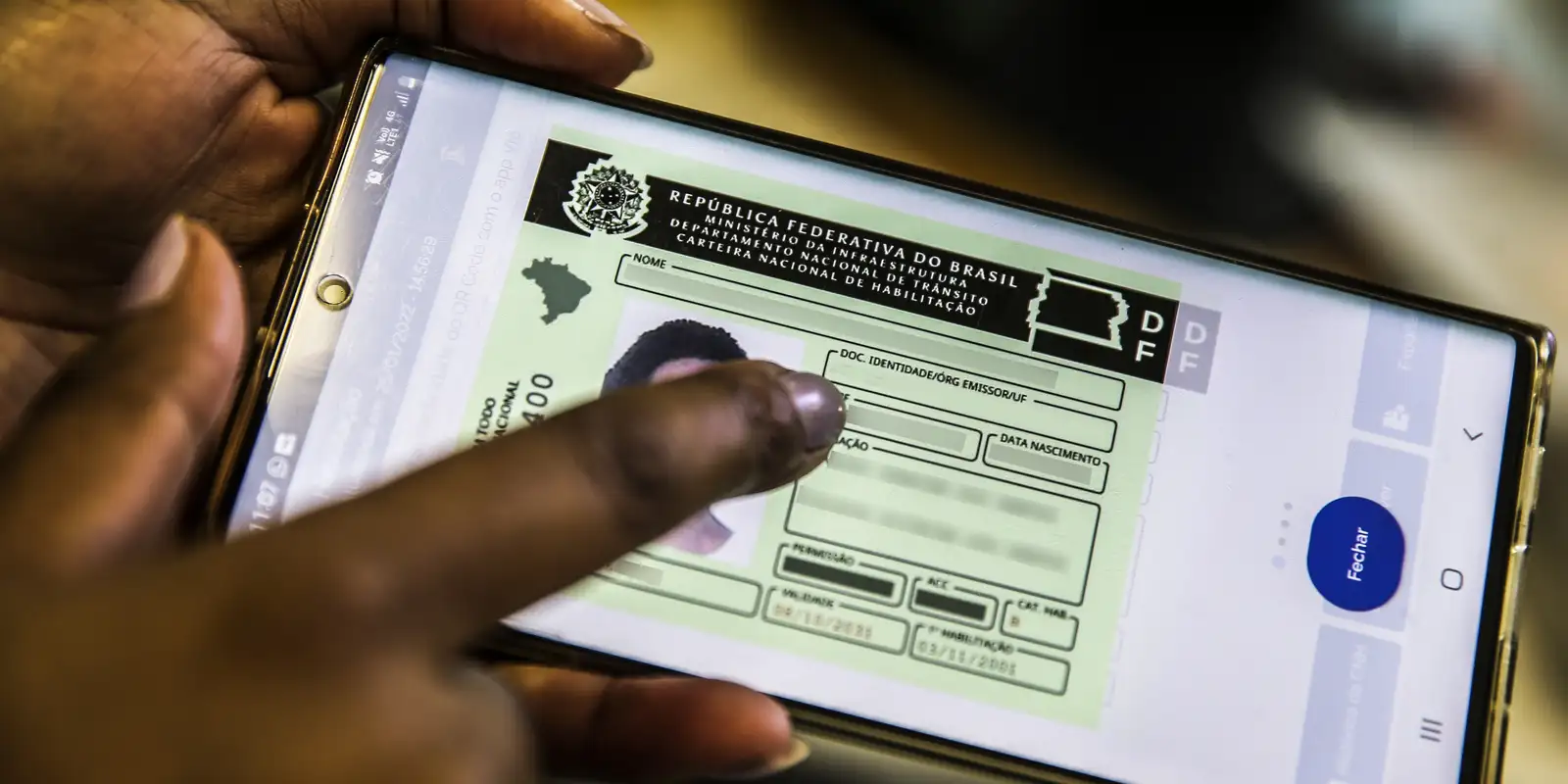 Contran prorroga validade da CNH vencida no segundo semestre de 2026