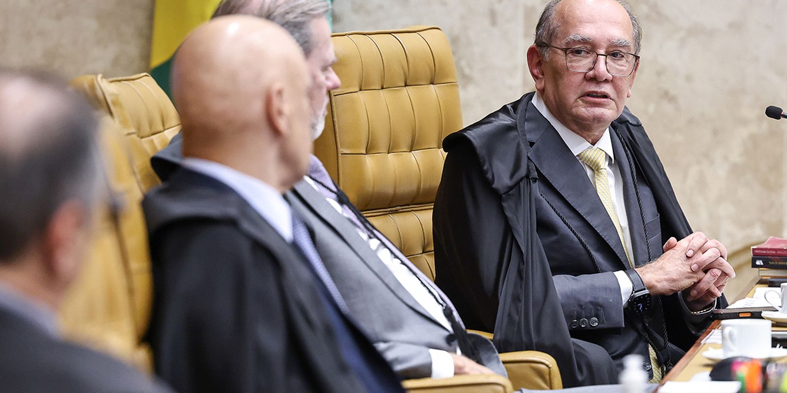 Gilmar Mendes exige acesso a dados do celular de Vorcaro antes de julgamento