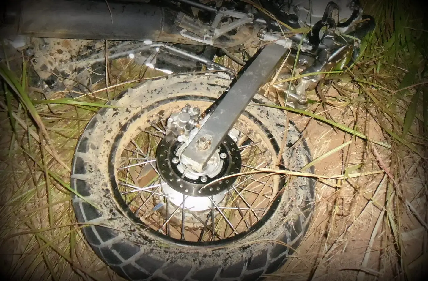 Jovem de 21 anos morre após colisão entre moto e carro na BR-116, em Miradouro