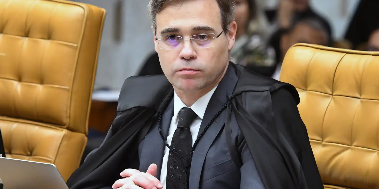 Ministro André Mendonça confirma encontro único com Daniel Vorcaro