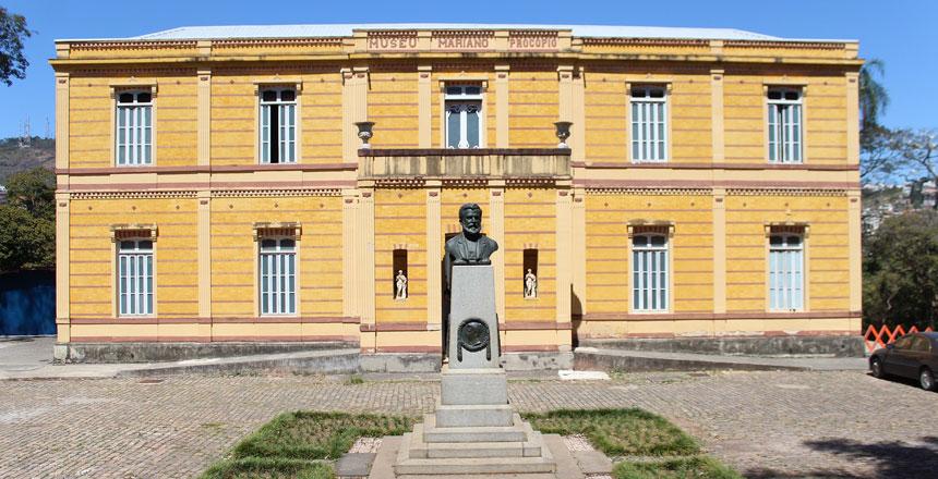 Museu Mariano Procópio promove nova edição de visitação noturna guiada com lanternas