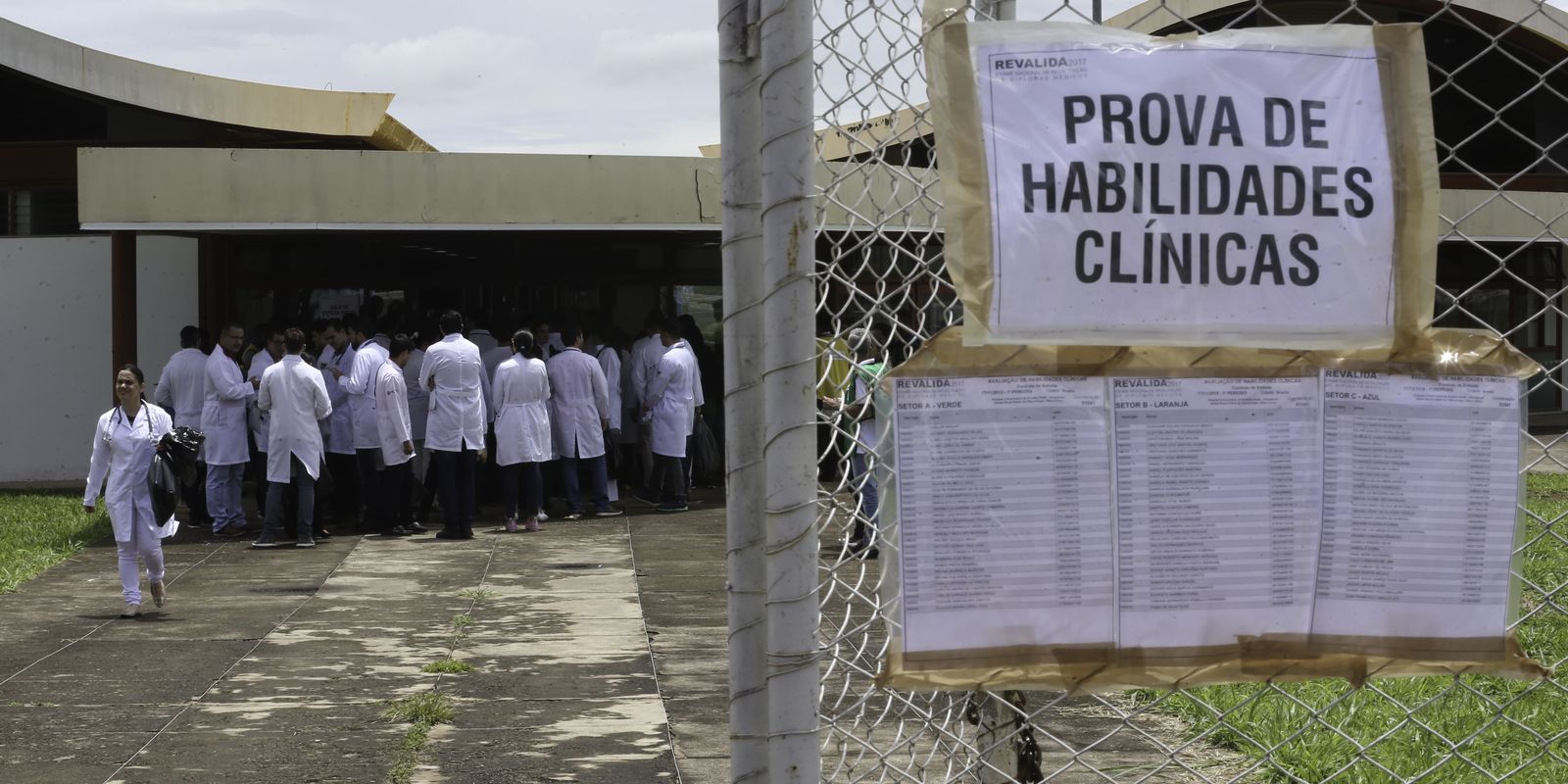 Prazo para envio de diploma médico no Revalida 2026 termina dia 19