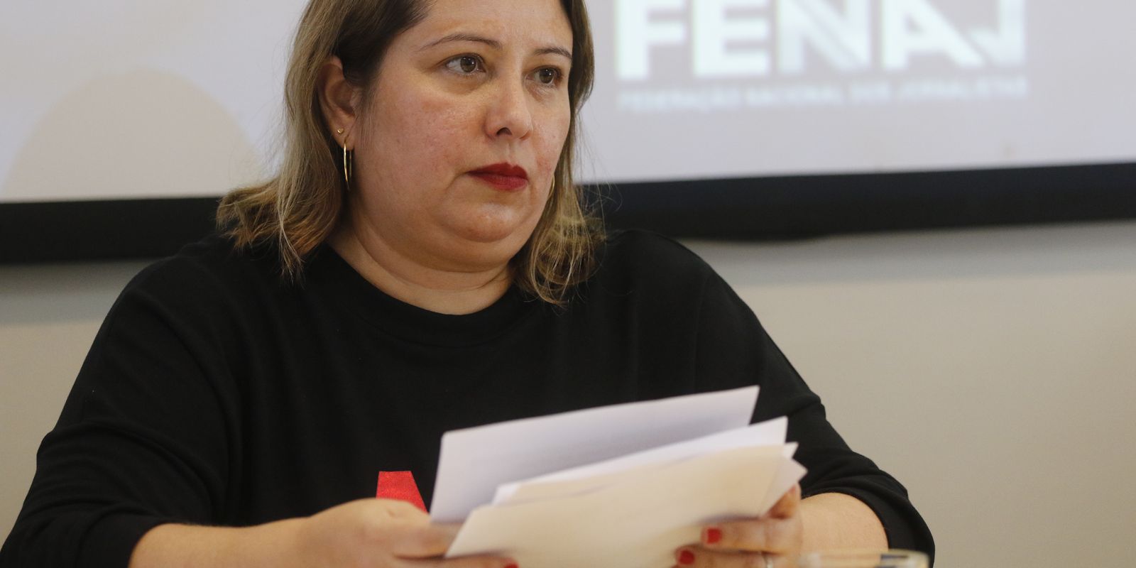Fenaj aponta que tiktokização e crise sufocam o debate nas eleições